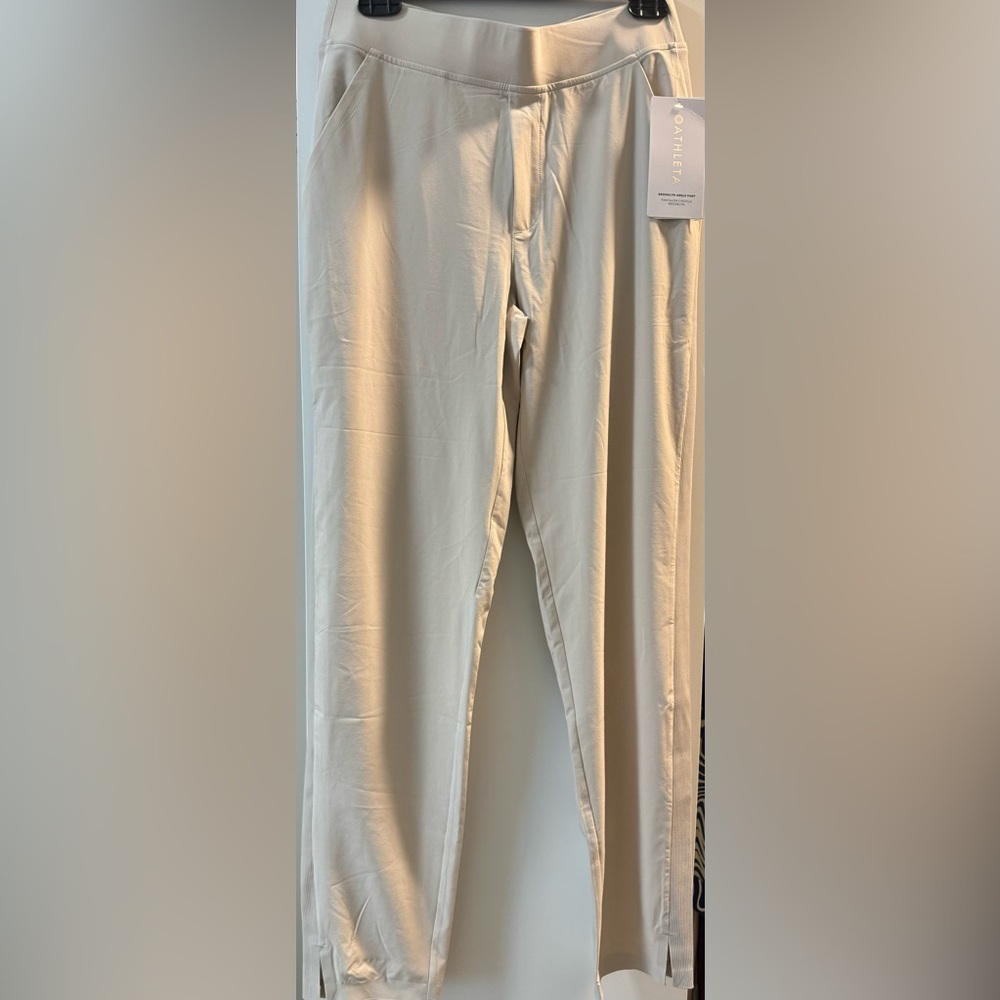 BRAND NEW, never worn. Athleta Brooklyn Ankle Pant. Size 6 Tall